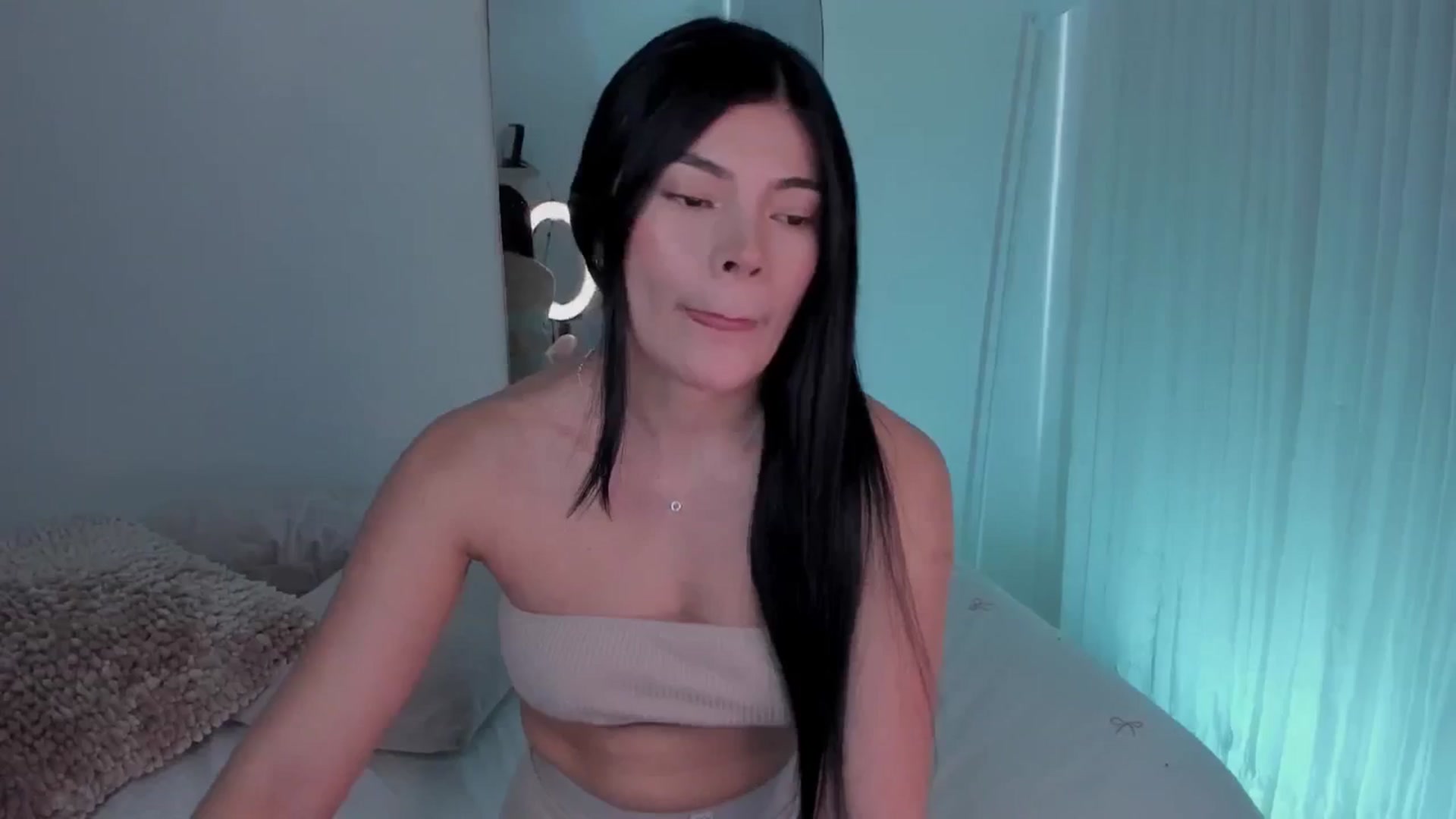 EvelynG_ video thumbnail
