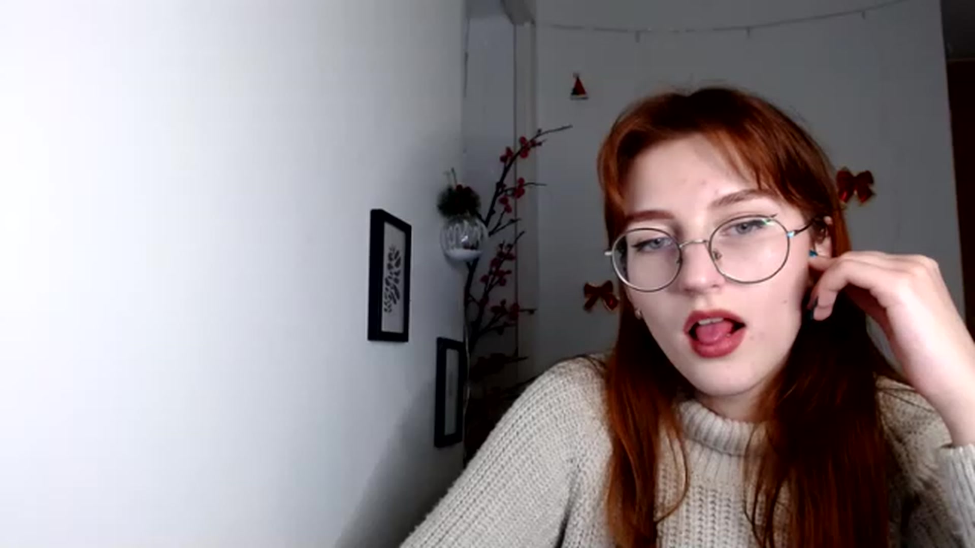 Red_Hot_Fox video thumbnail