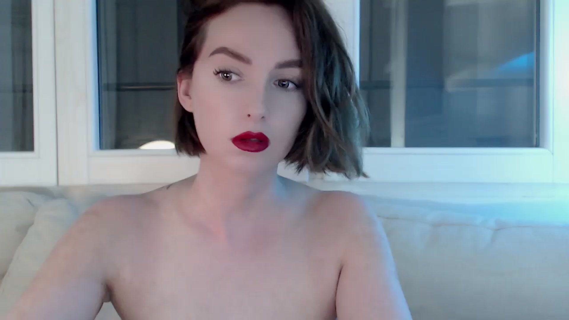 Red_Lips_Girl video thumbnail