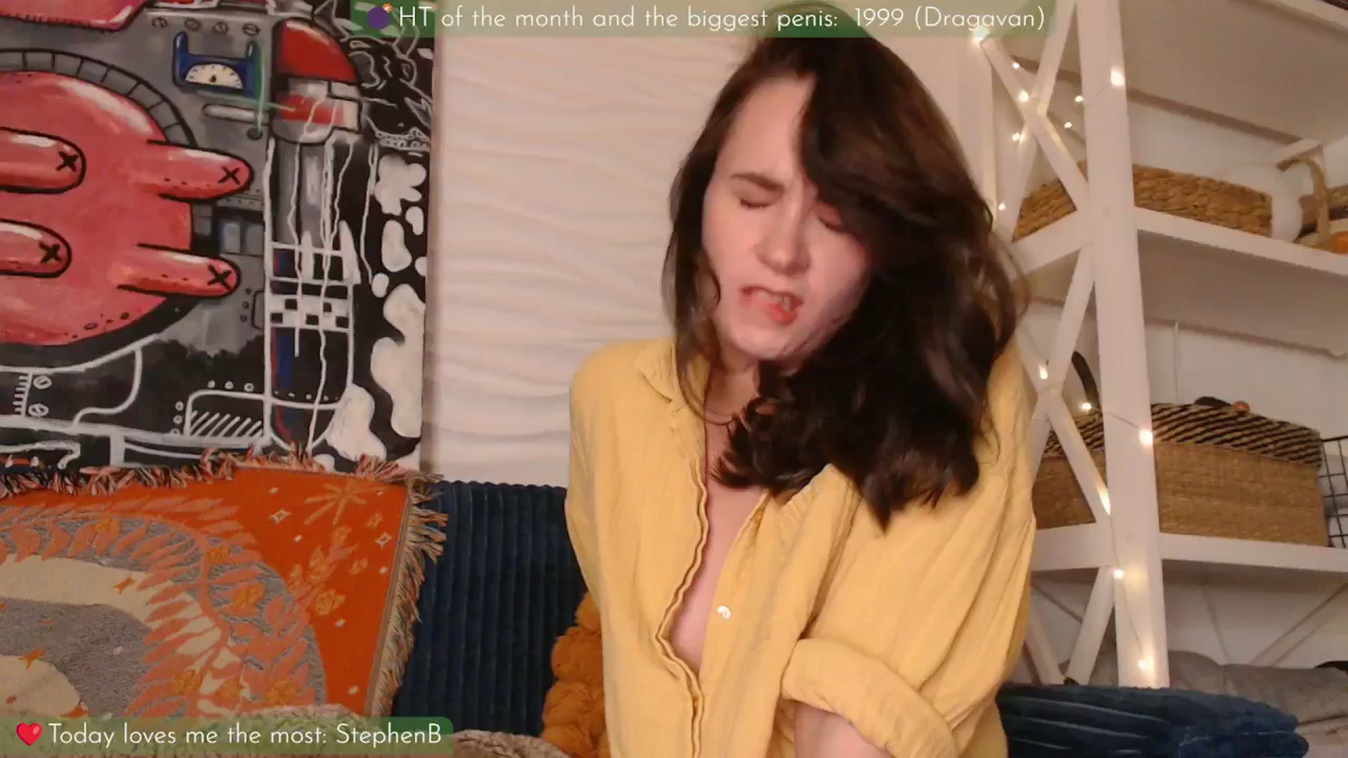 LizzyPeach video thumbnail
