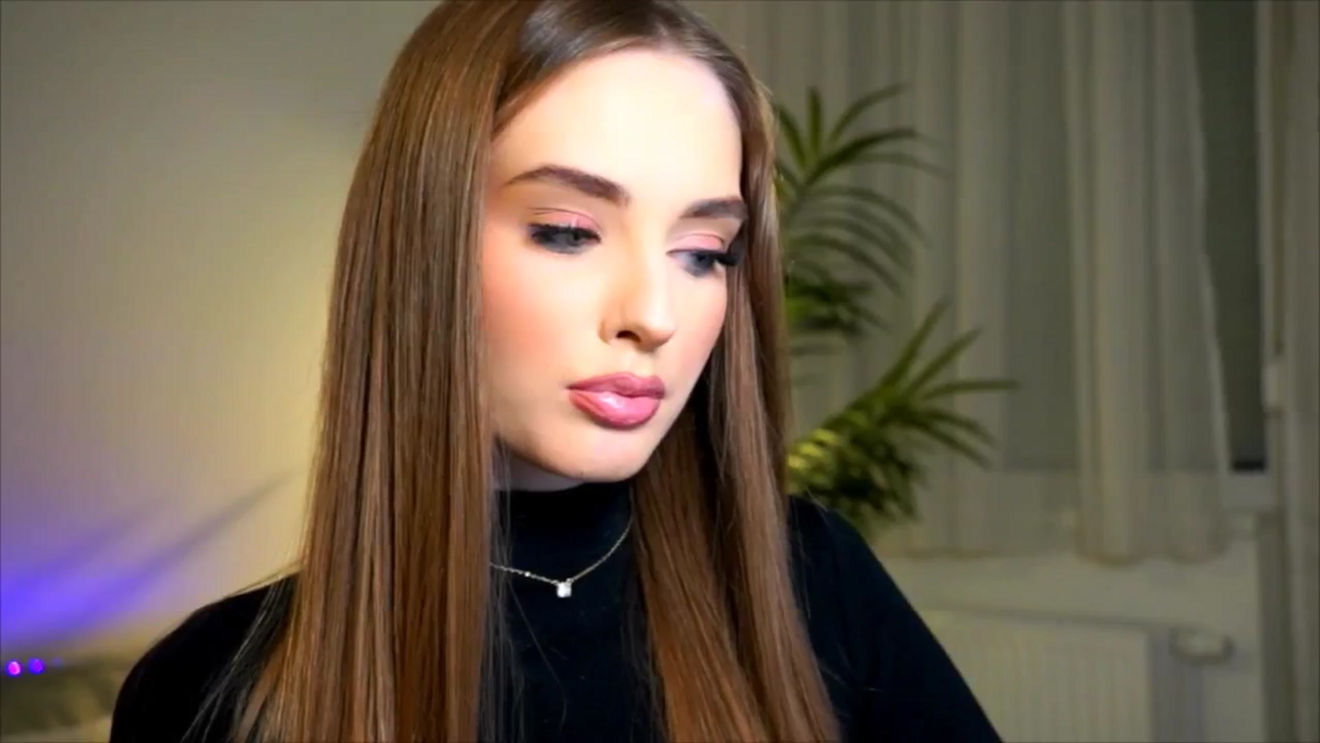 petitegonwild video thumbnail