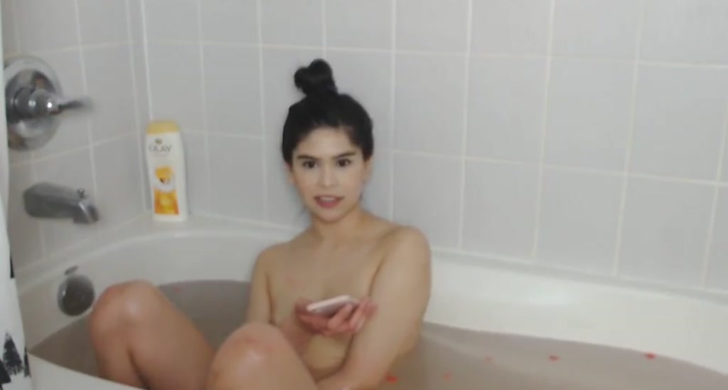 RorrieGomez video thumbnail