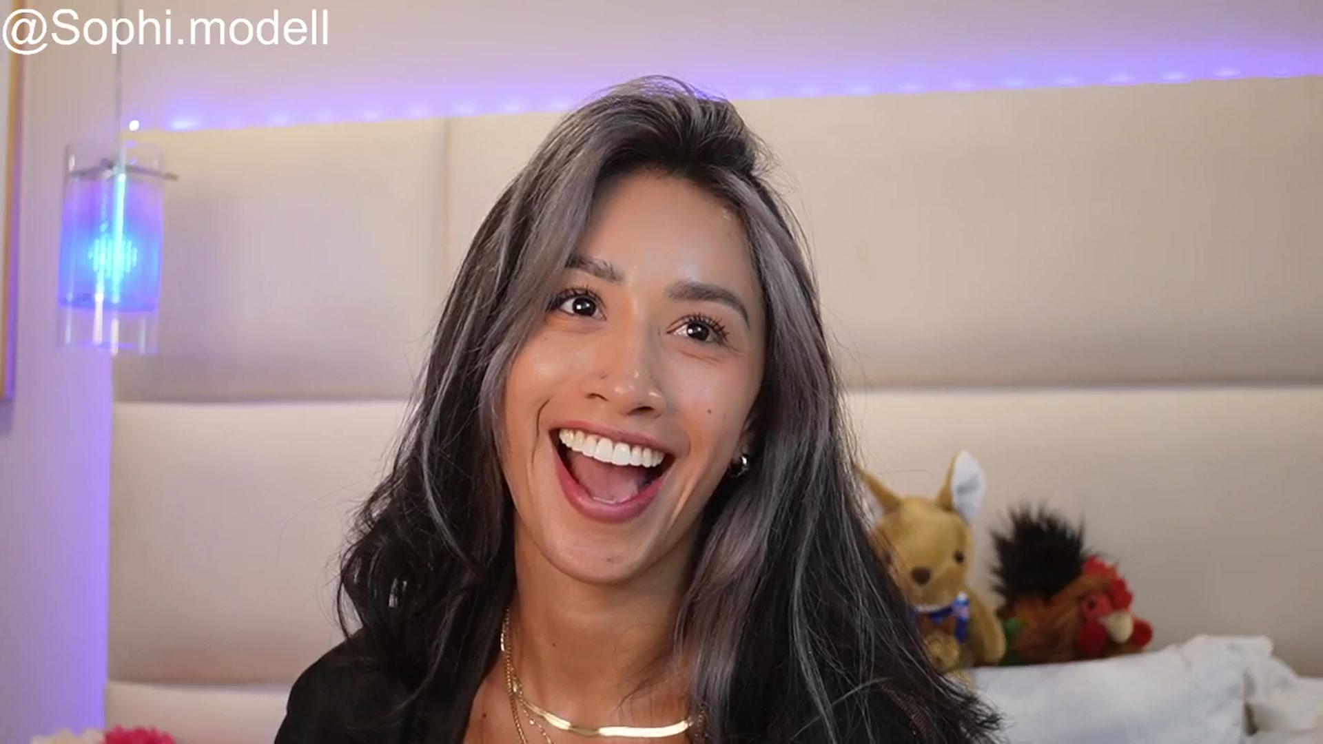 SophieBecker video thumbnail