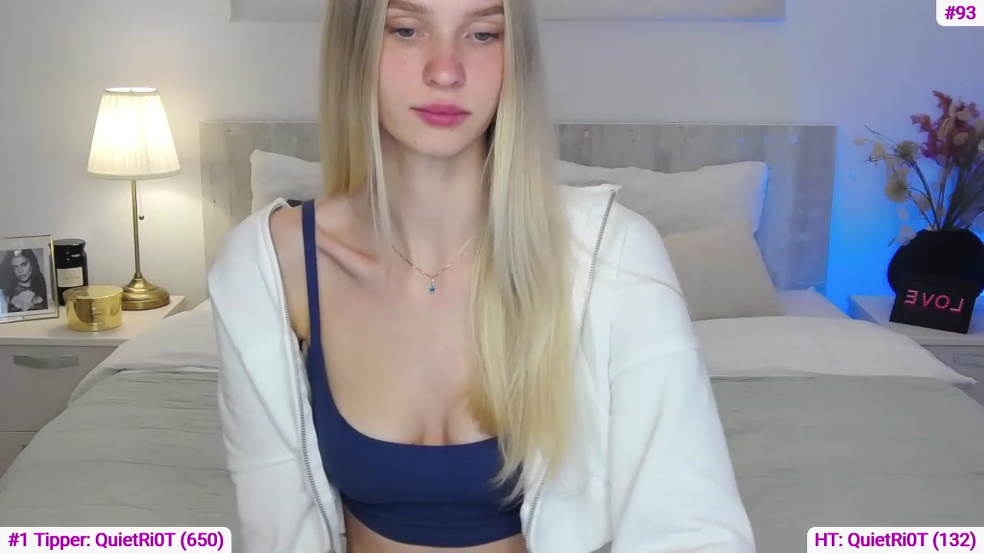 Angell_XO video thumbnail