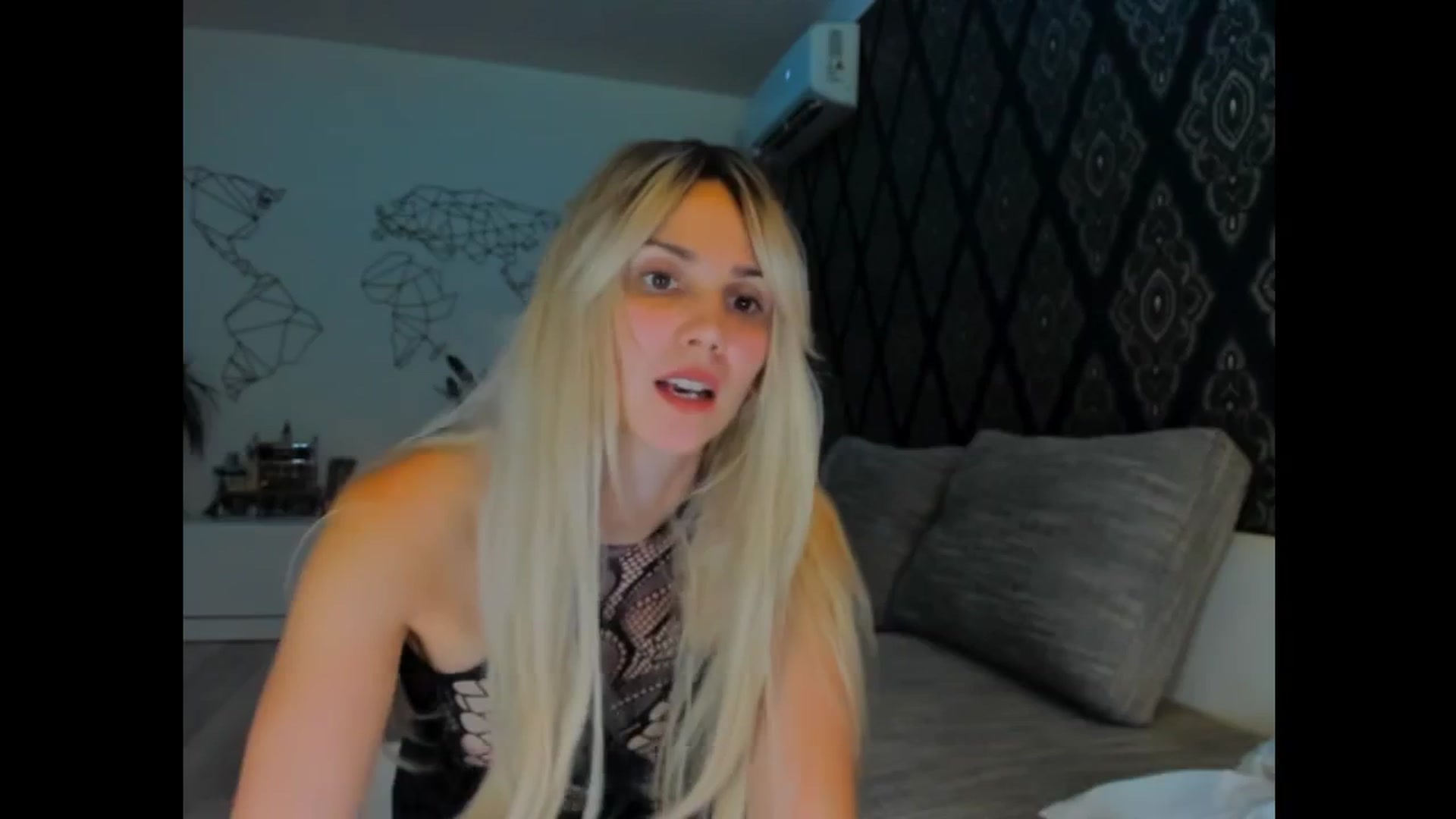 Luna_Vibe video thumbnail