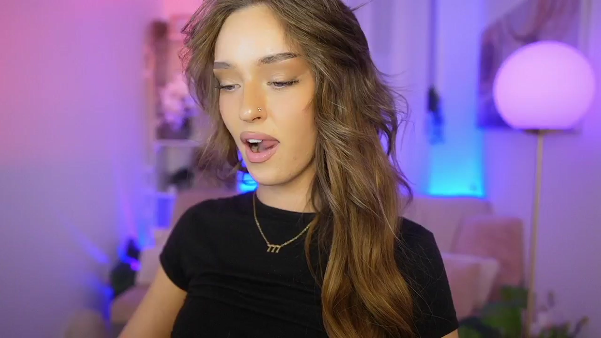 Clara_Mia video thumbnail