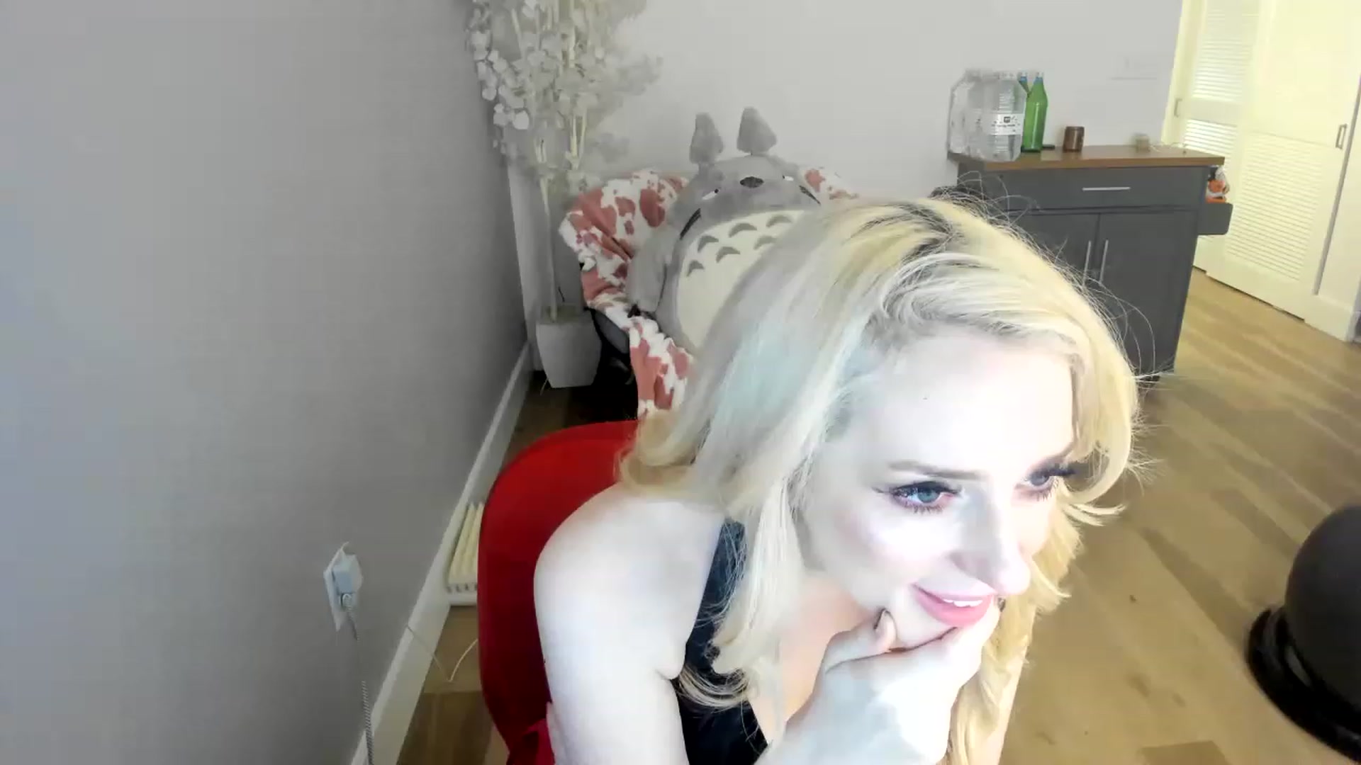 HUGECockDomme video thumbnail