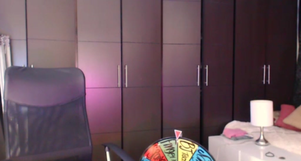 kamikiss video thumbnail
