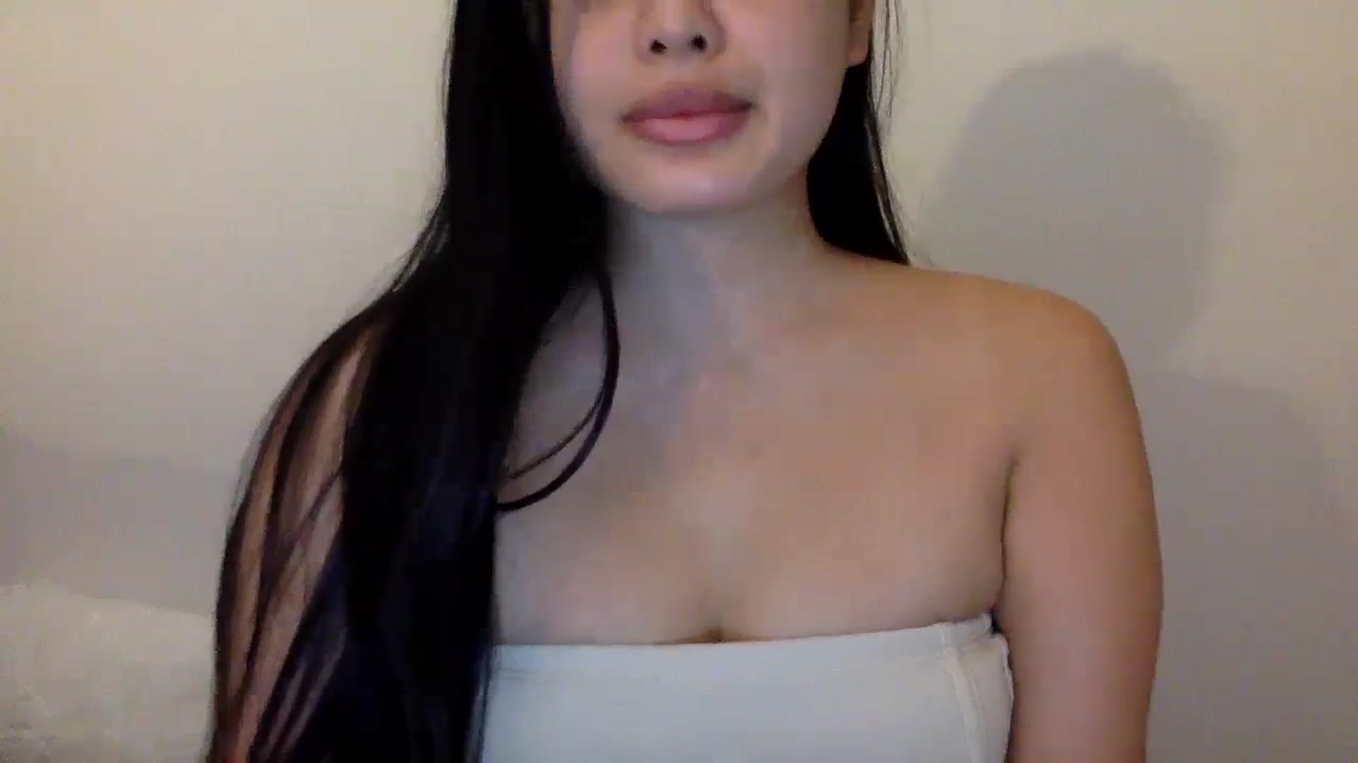 MsAkira video thumbnail