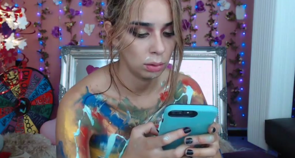 kamikiss video thumbnail