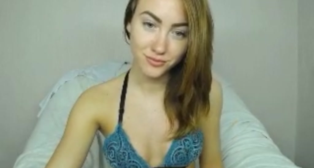 Ellie_18_ video thumbnail