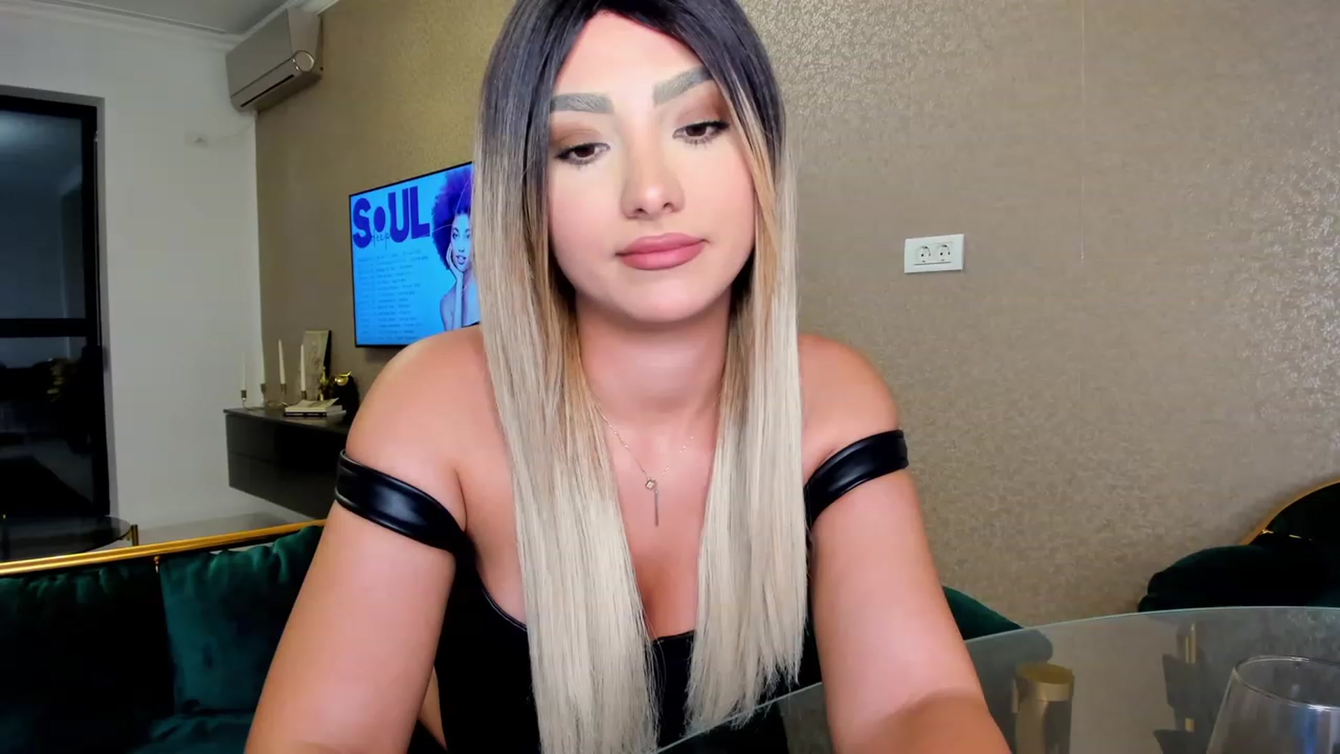 HONEY_A video thumbnail