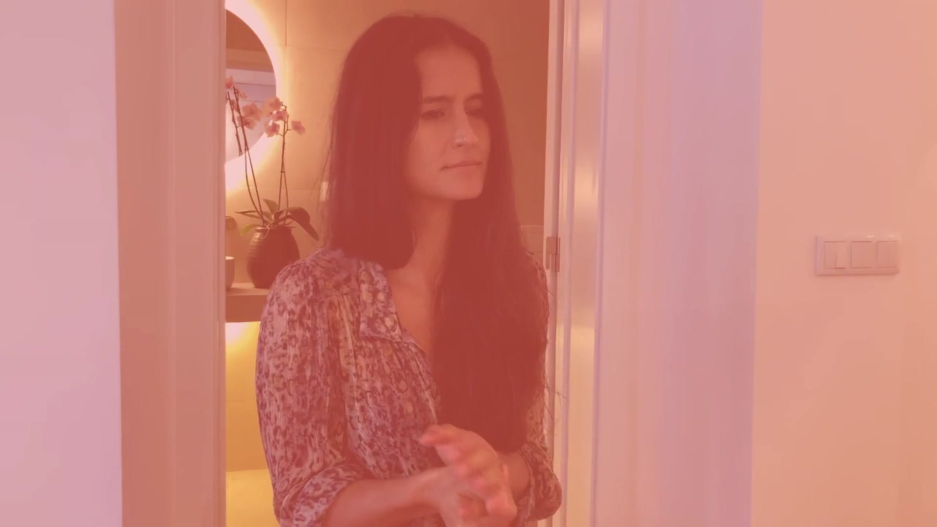 V_e_r_o_ video thumbnail