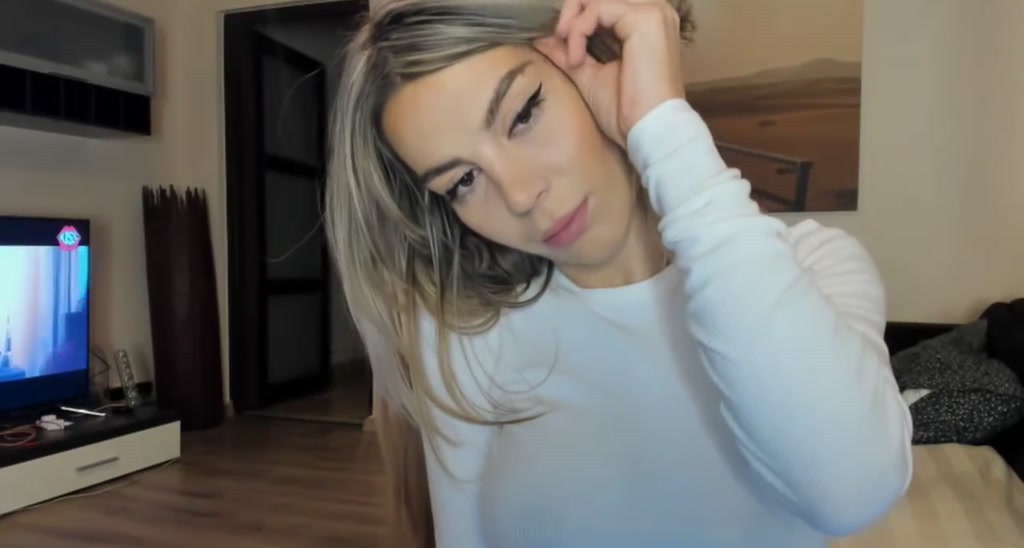 Alesia_ video thumbnail