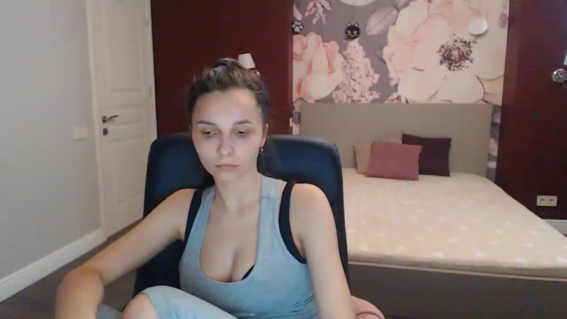 Karina_Mils video thumbnail