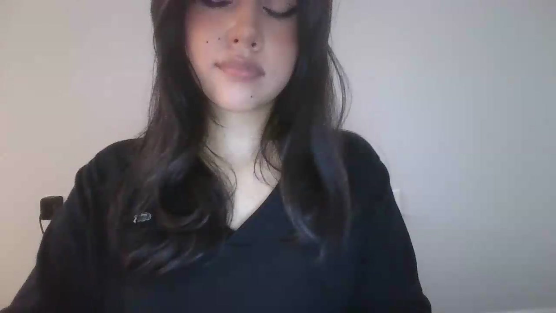 lilagomez video thumbnail