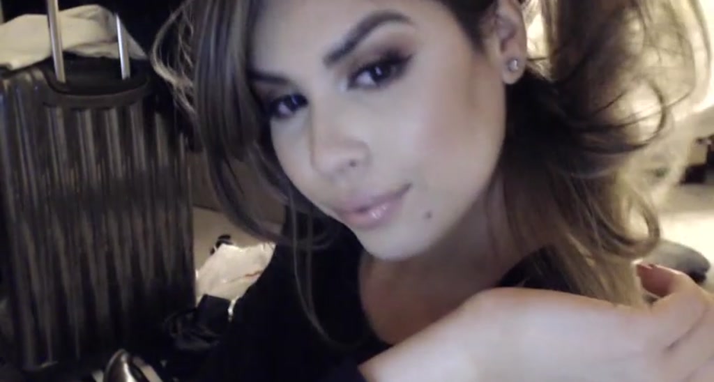 DaphneFlirt7 video thumbnail