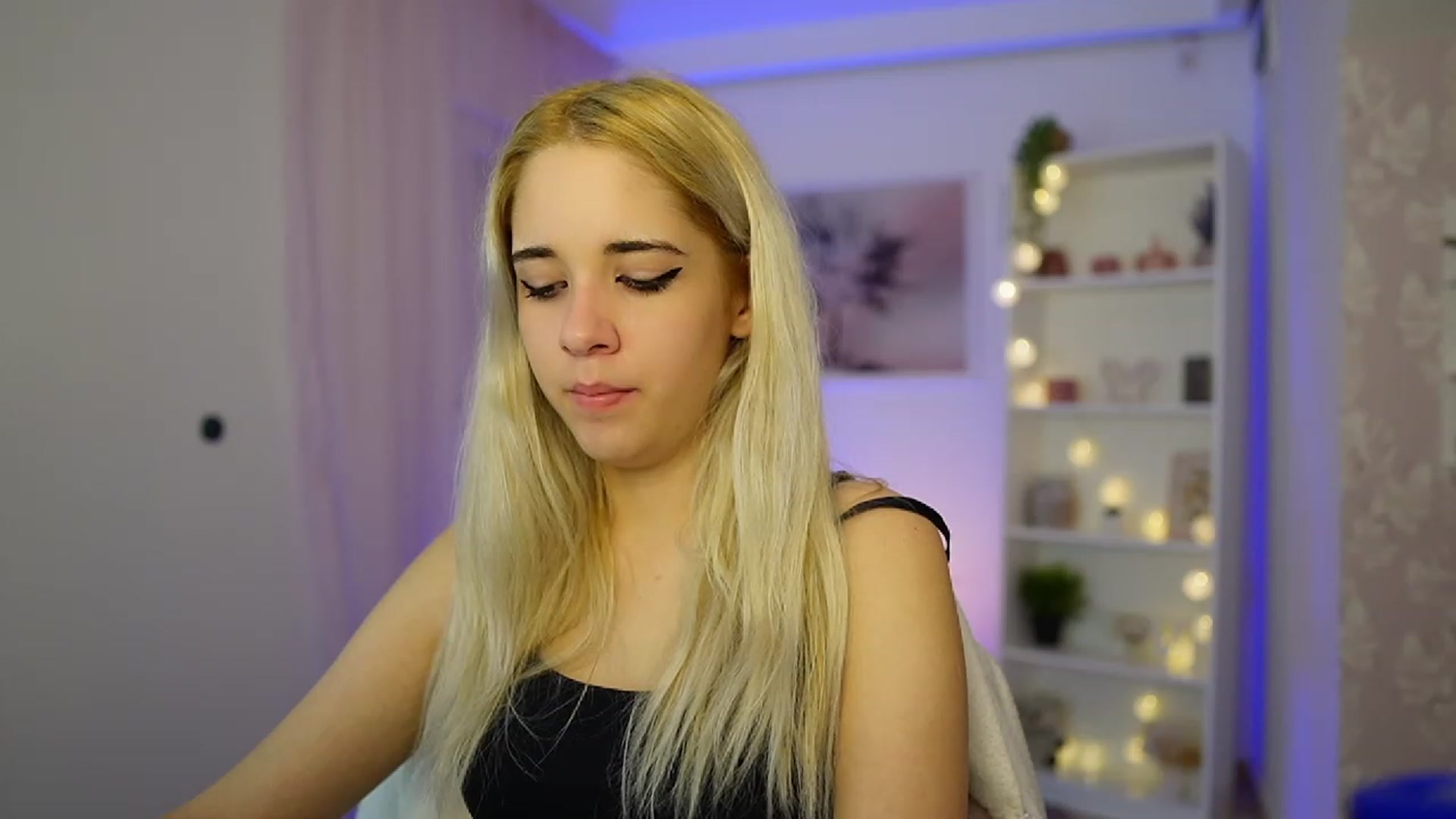 Katie_Kush18 video thumbnail