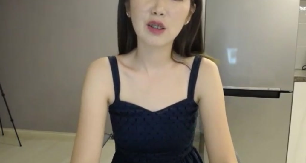 ItsMeMina video thumbnail