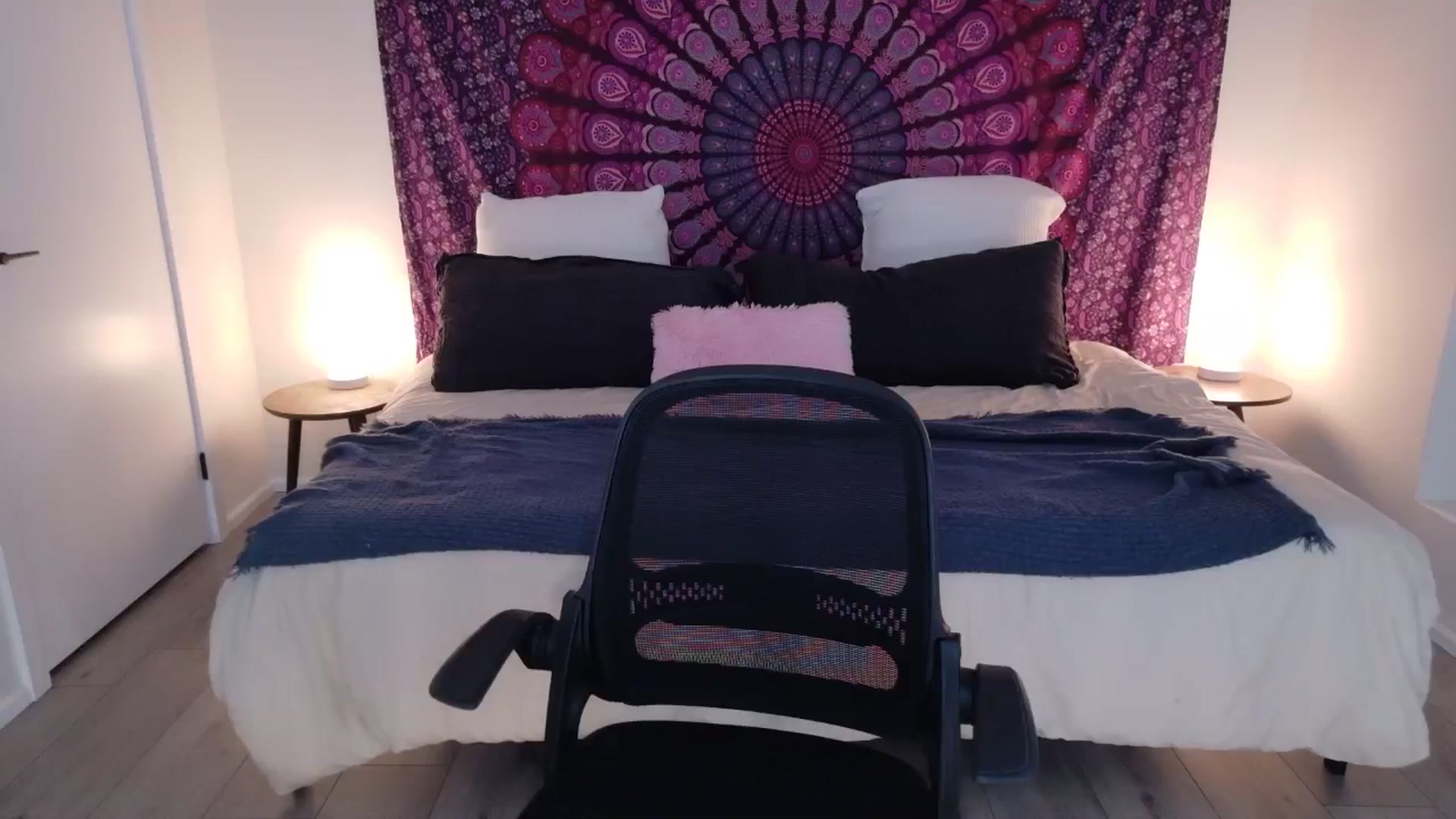 eh1_Scarlett video thumbnail