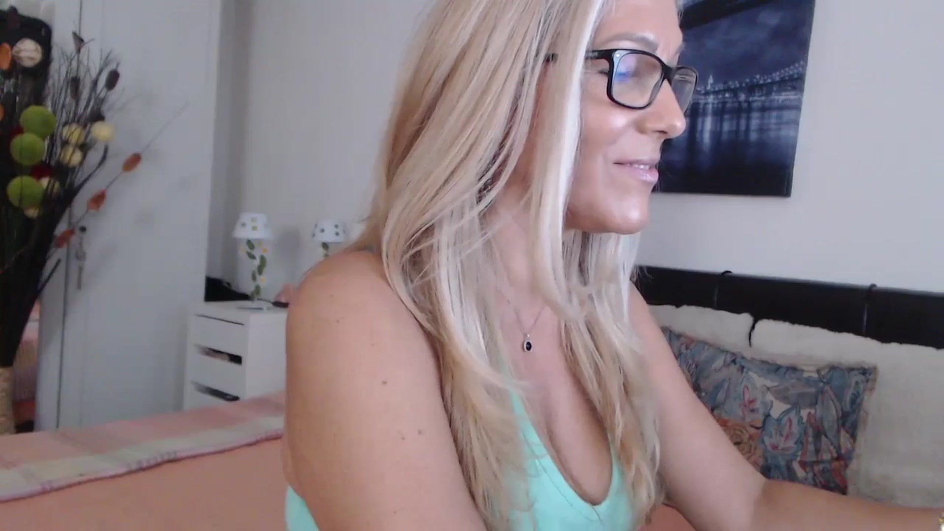 Reeya71 video thumbnail