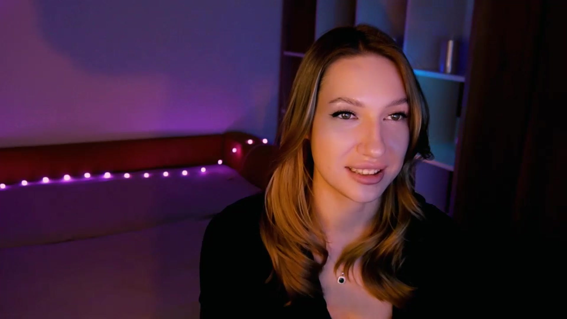 LovelyGin video thumbnail