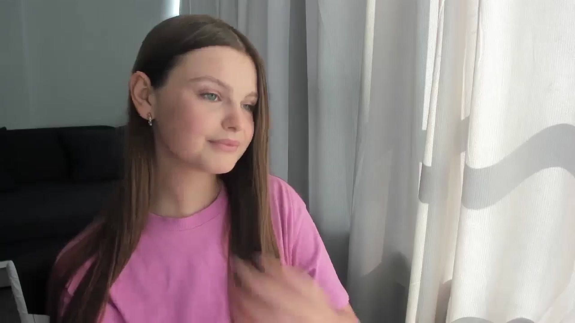 Annaneon video thumbnail