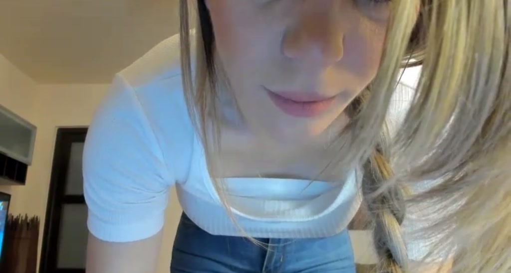 Alesia_ video thumbnail