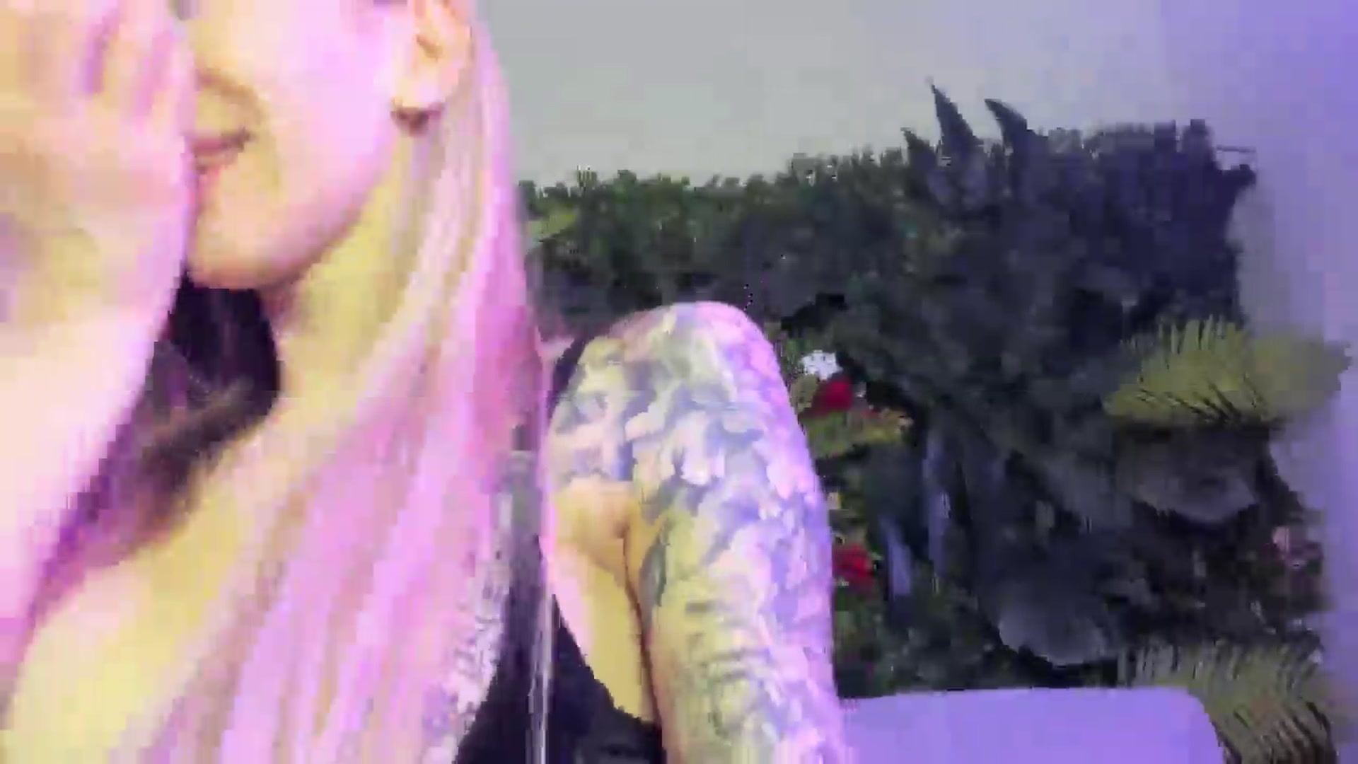 Horny_Blond video thumbnail