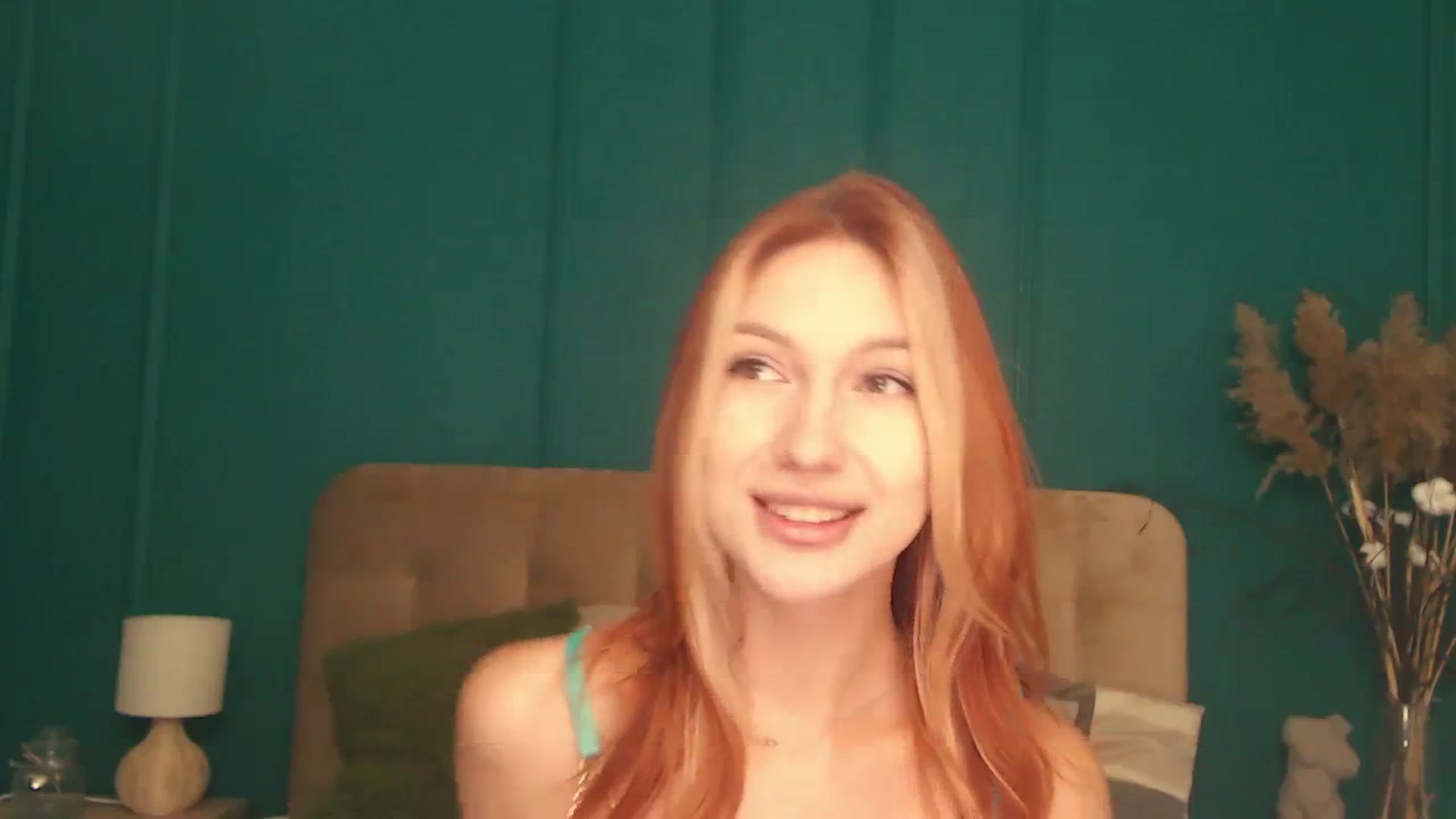 LovelyGin video thumbnail