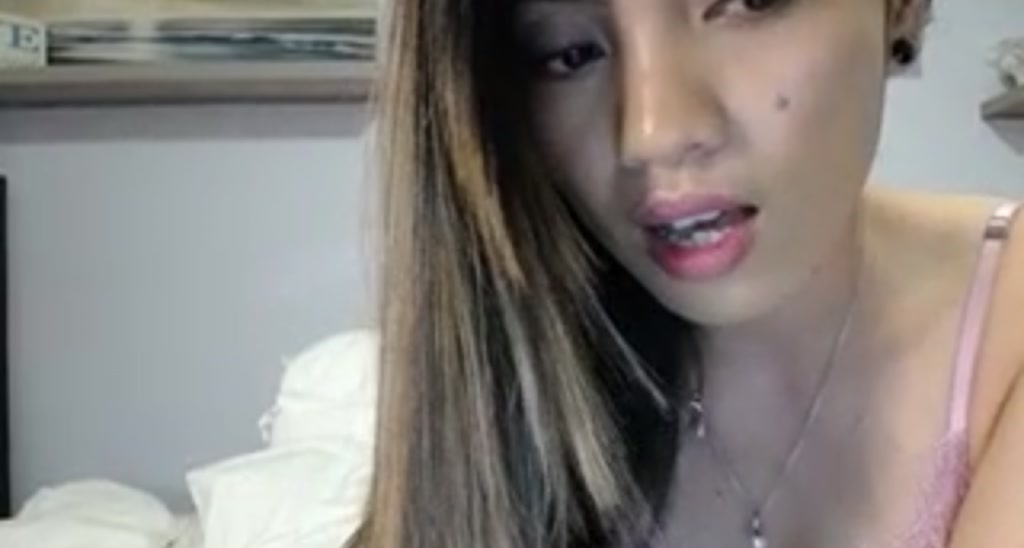 AsianLuv_4U video thumbnail