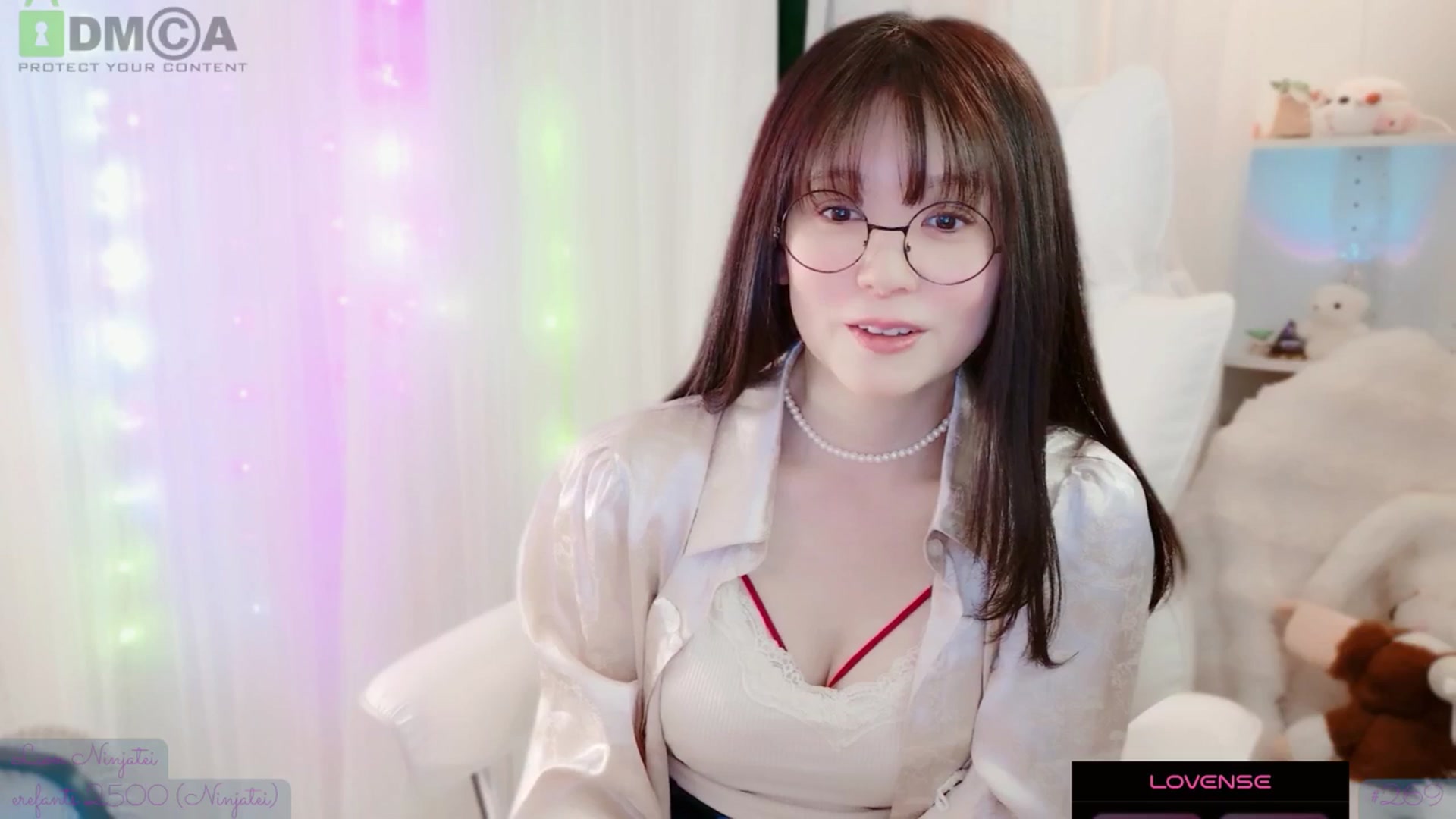 meowtheworld video thumbnail