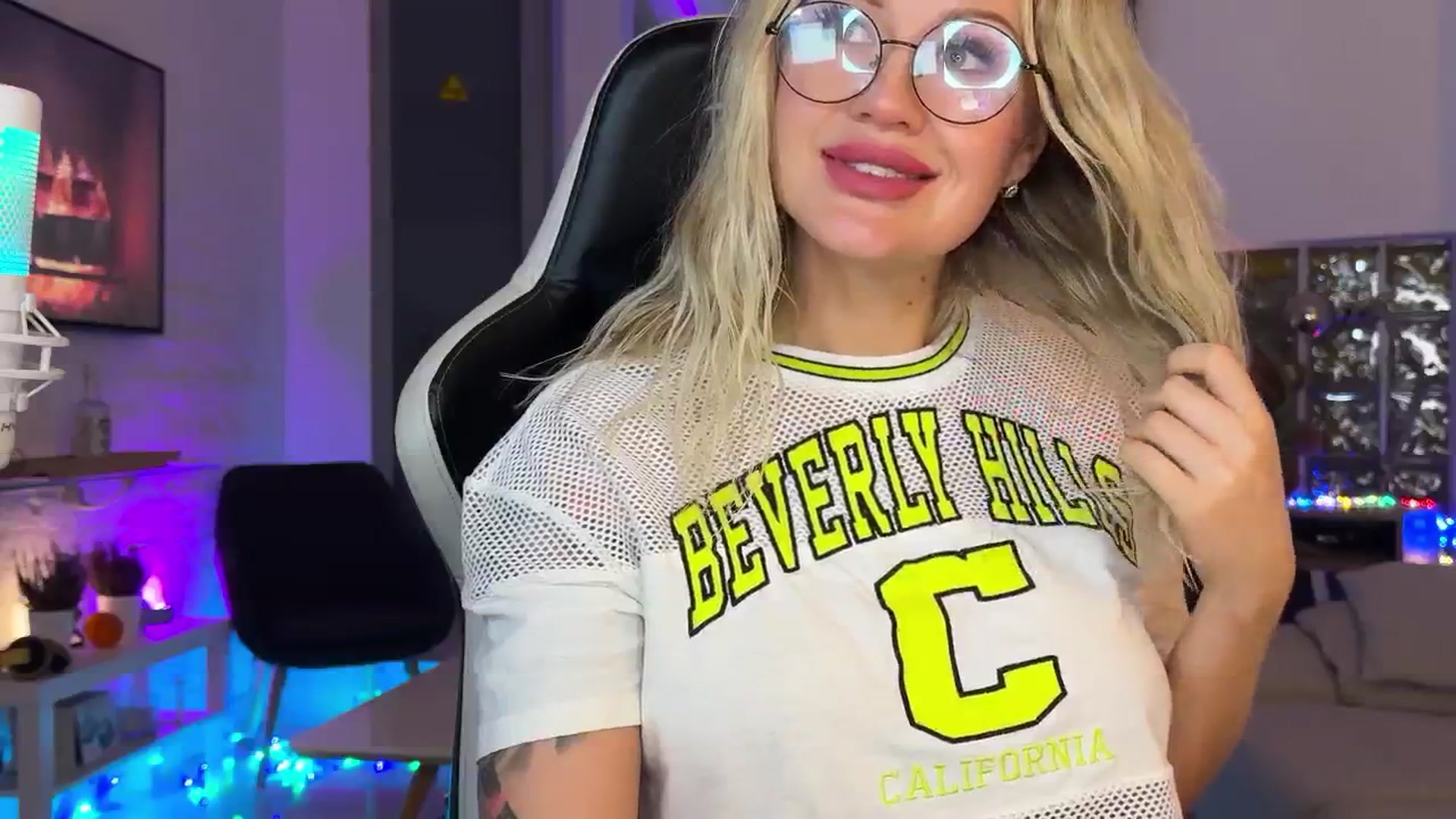 AlexiAngel video thumbnail