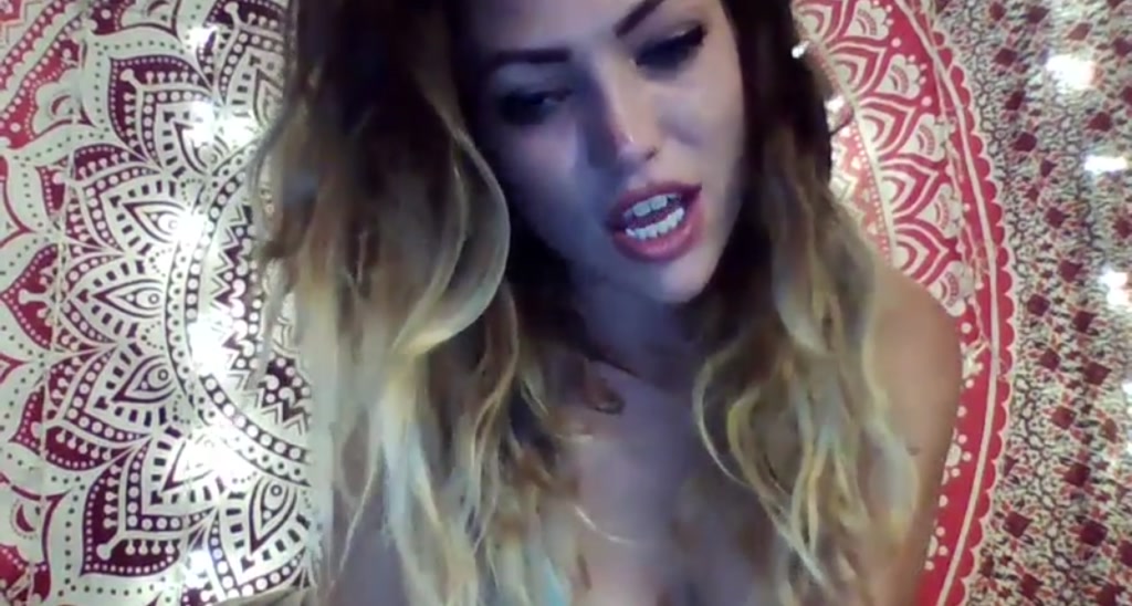 mollysimms video thumbnail