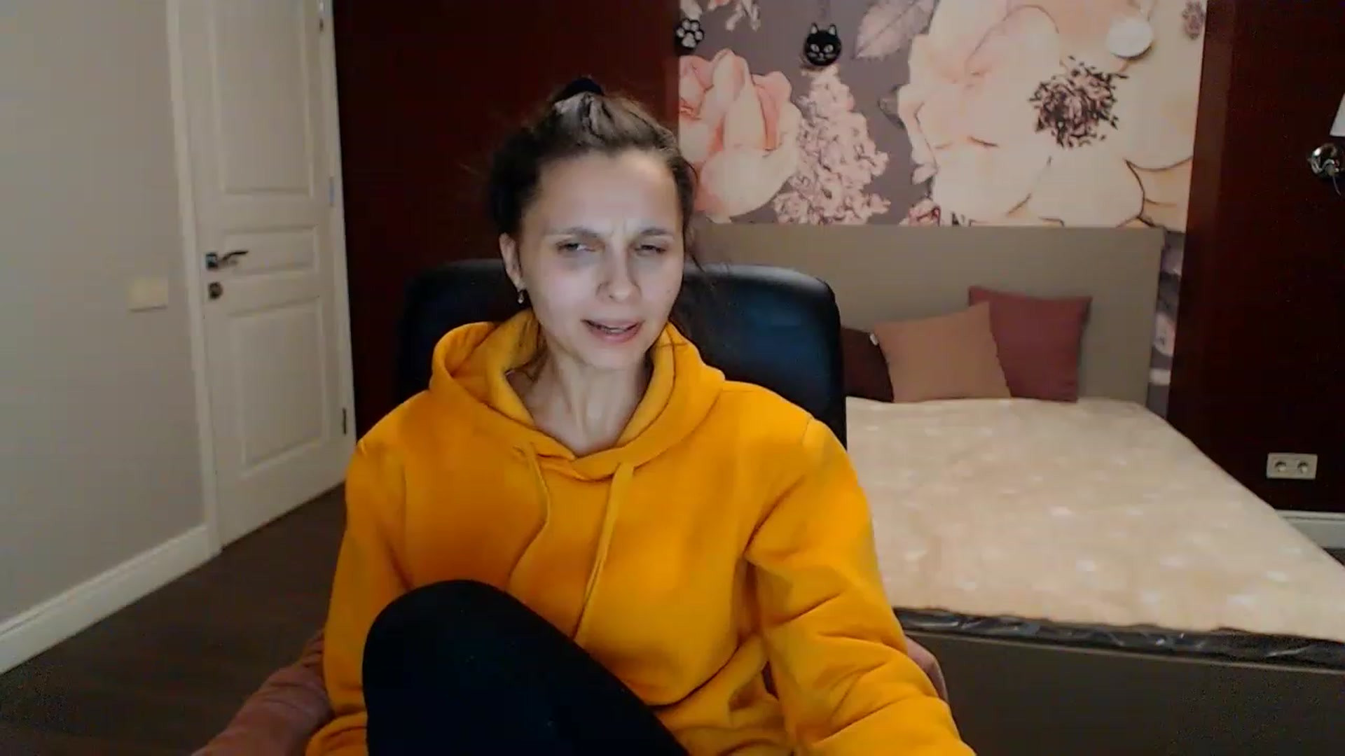 Karina_Mils video thumbnail