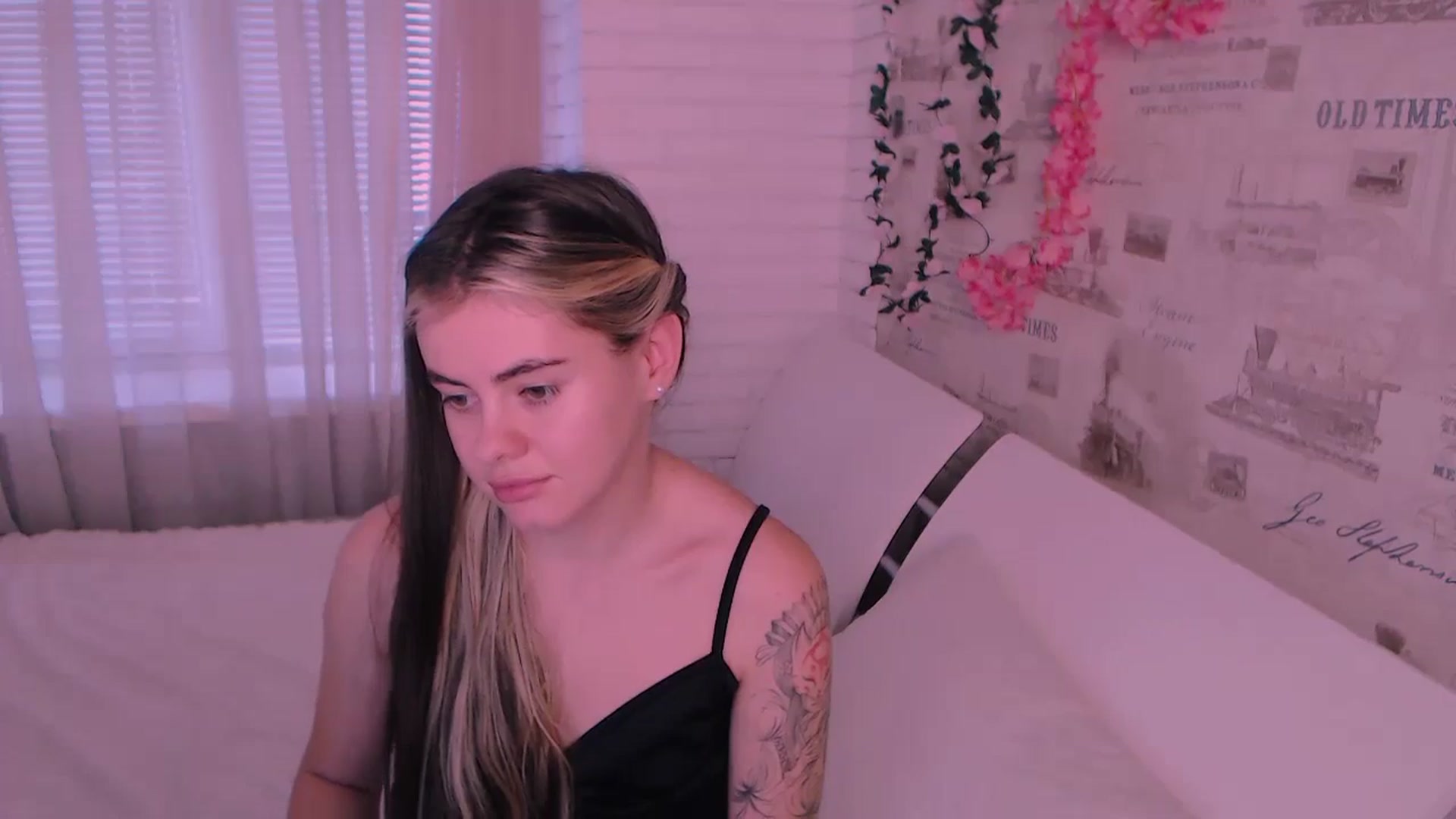 ZoeMil video thumbnail
