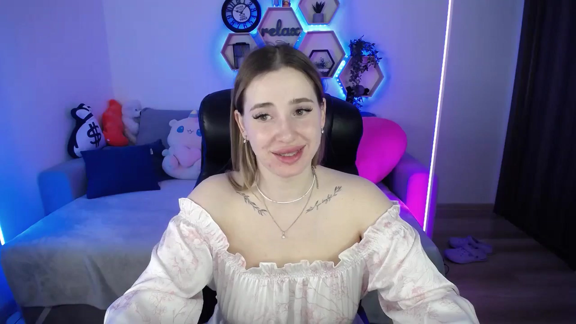 SabrinaViolet video thumbnail