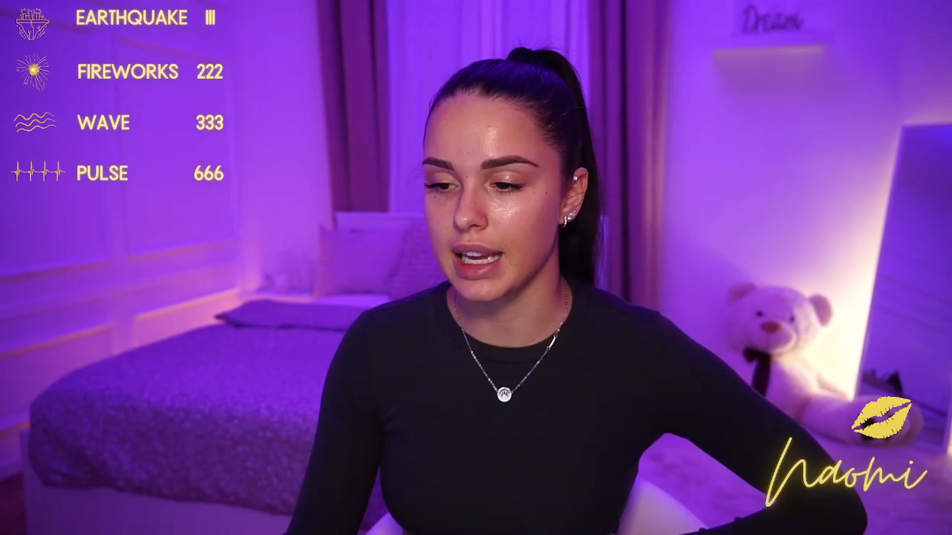 cinnabellee video thumbnail
