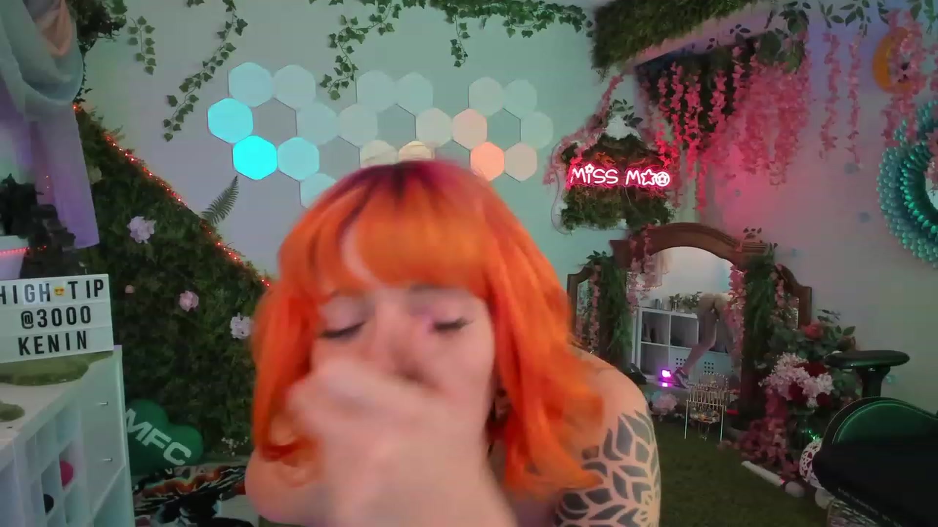 MissMao video thumbnail