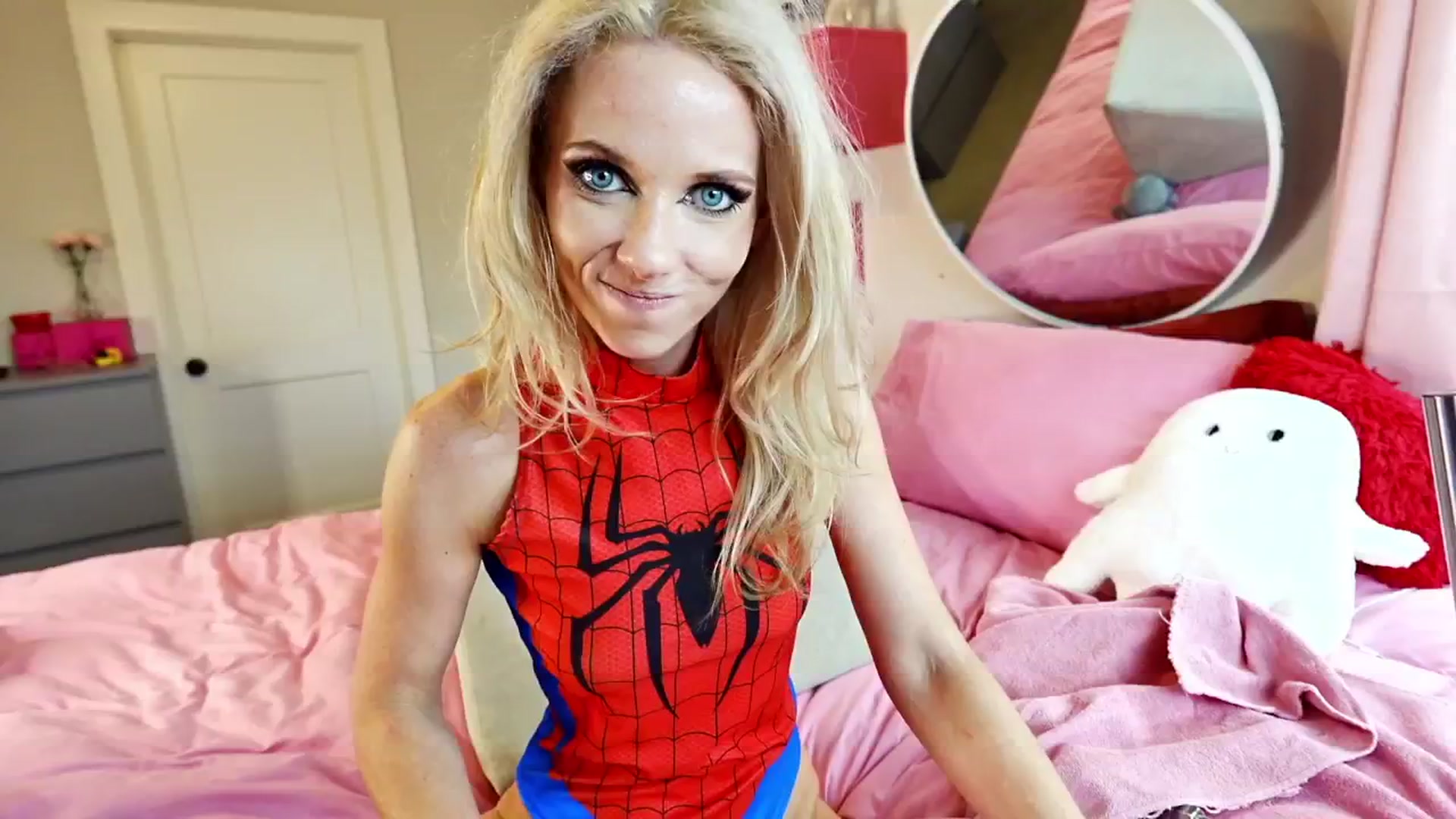 LucyLovecox video thumbnail
