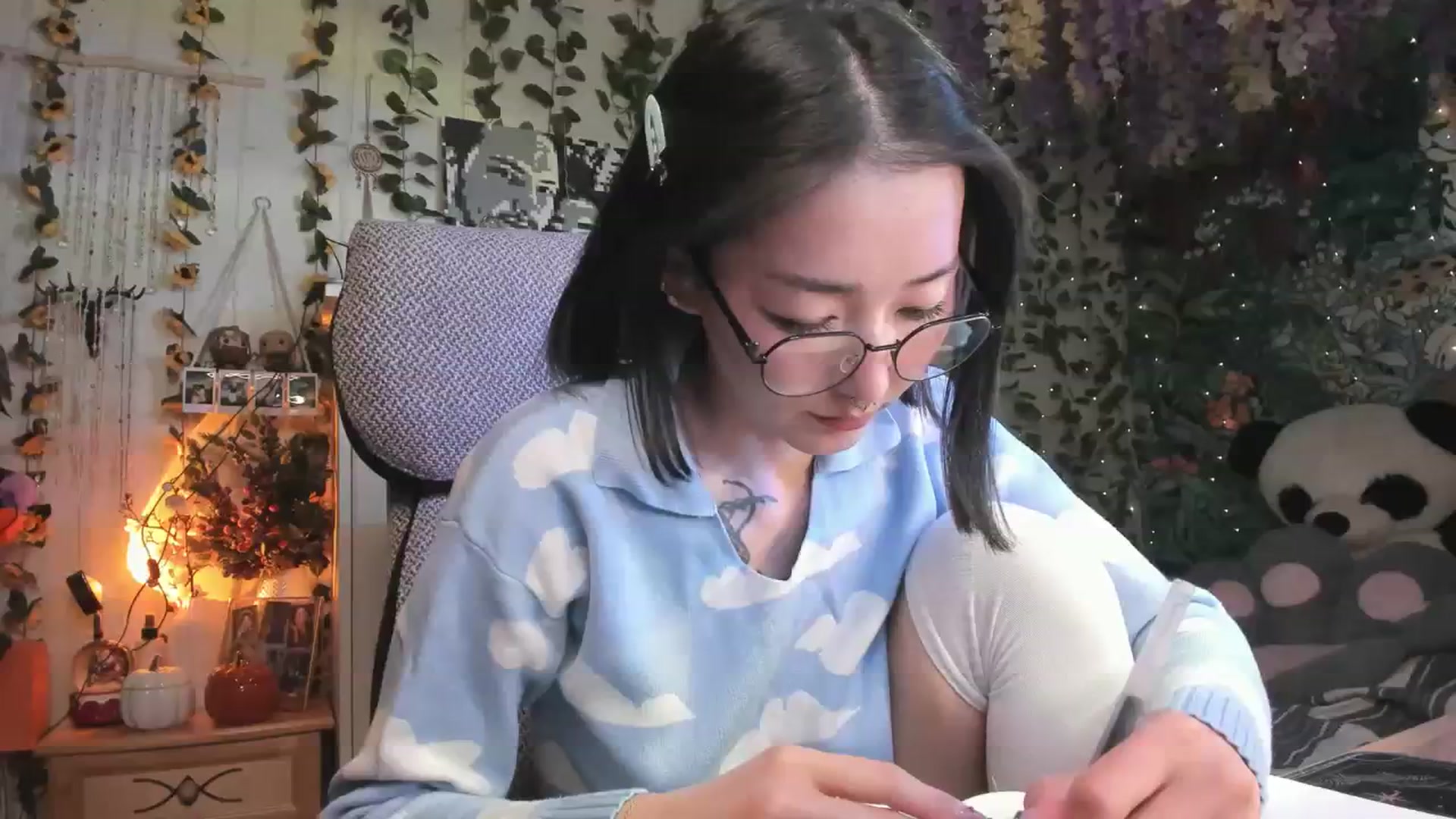 KellyAsian video thumbnail