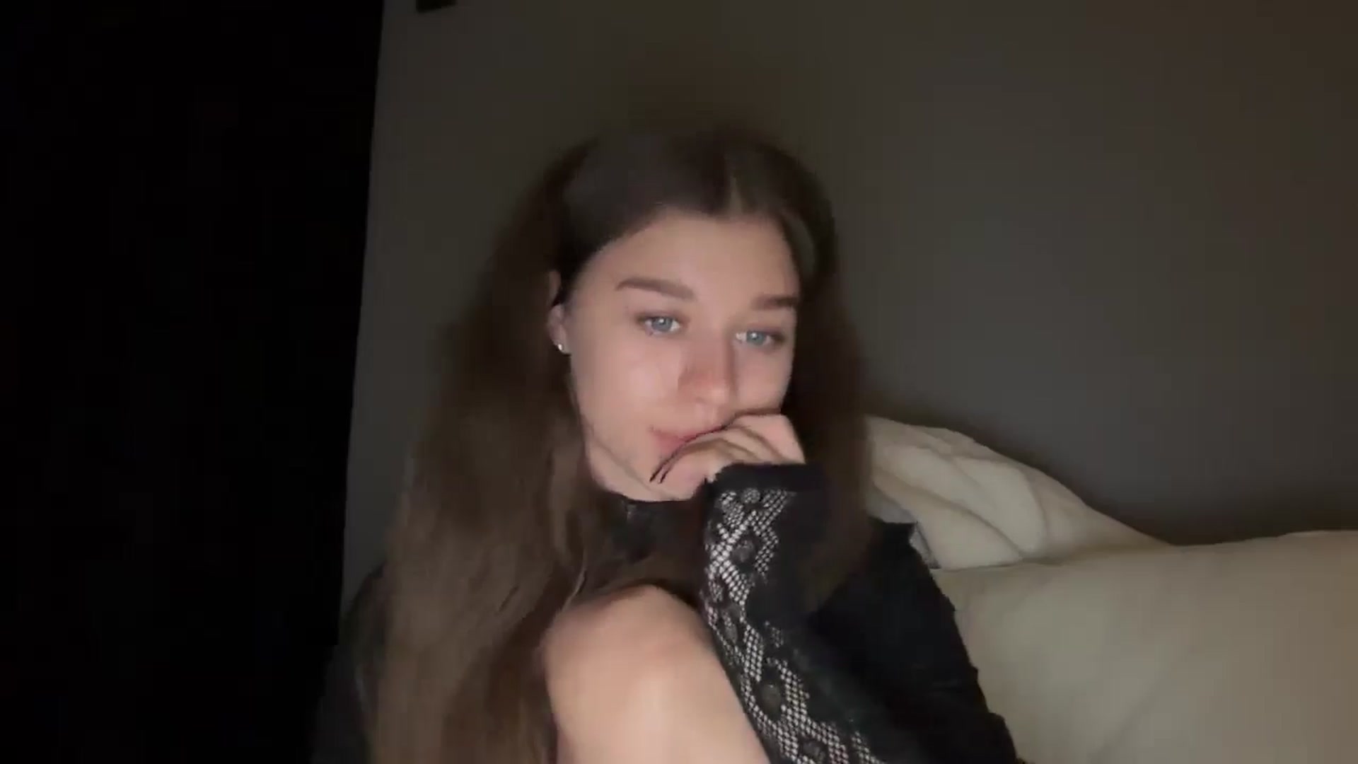 JewelReigns video thumbnail