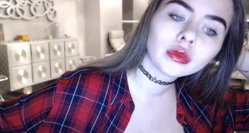 Linda_0nline video thumbnail