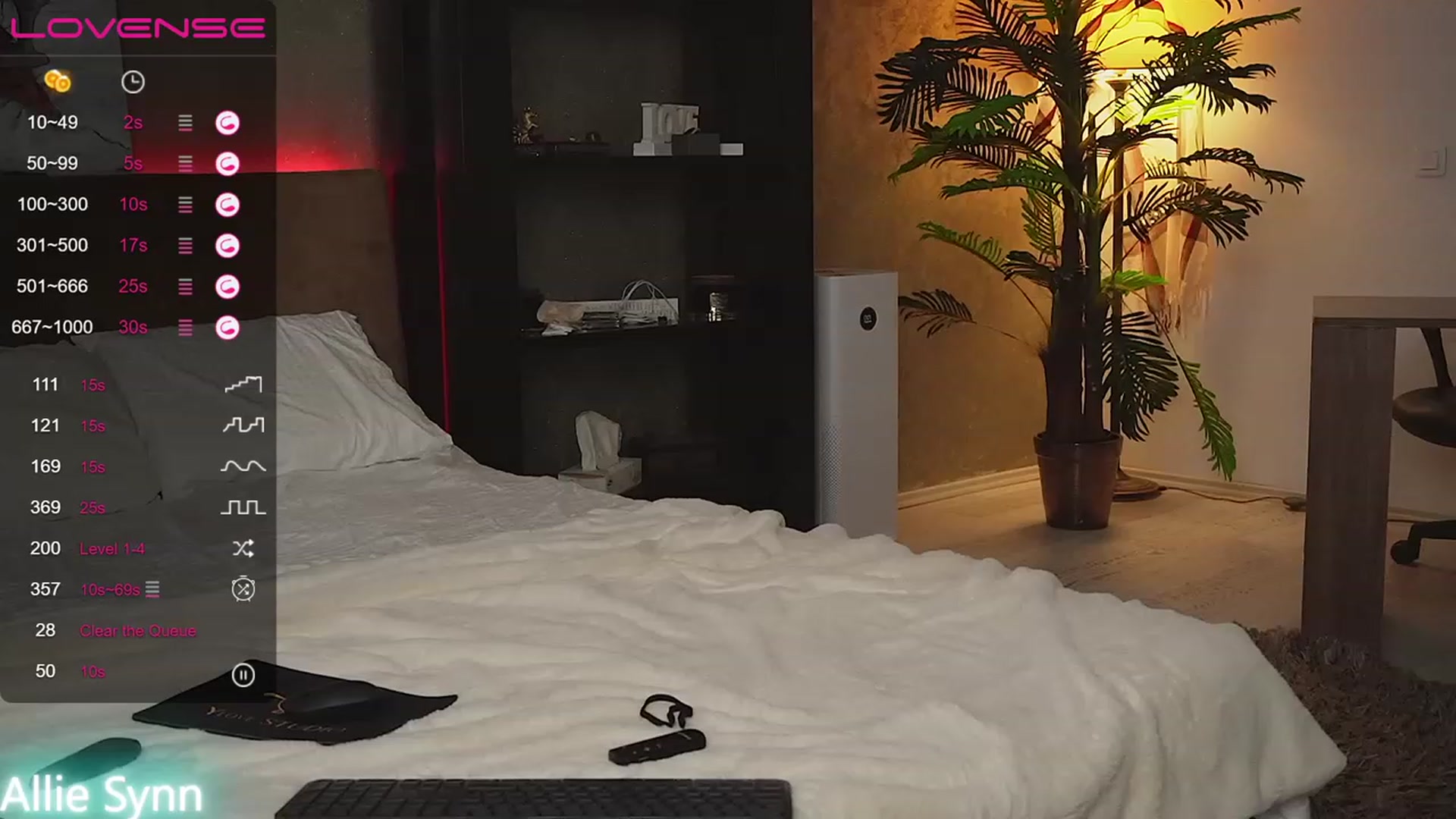 Allie_Synn video thumbnail