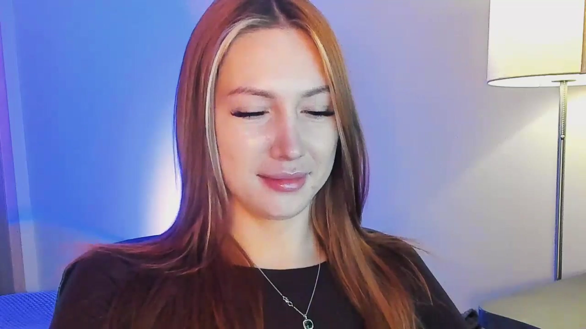 LovelyGin video thumbnail