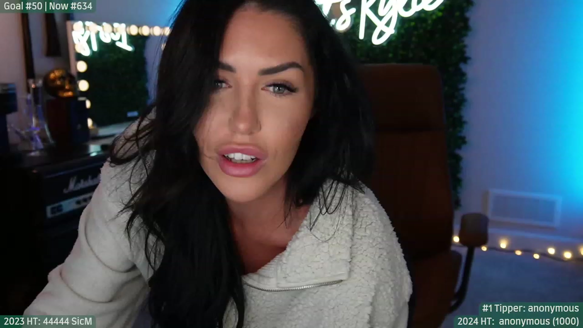 ItsKylieEh video thumbnail