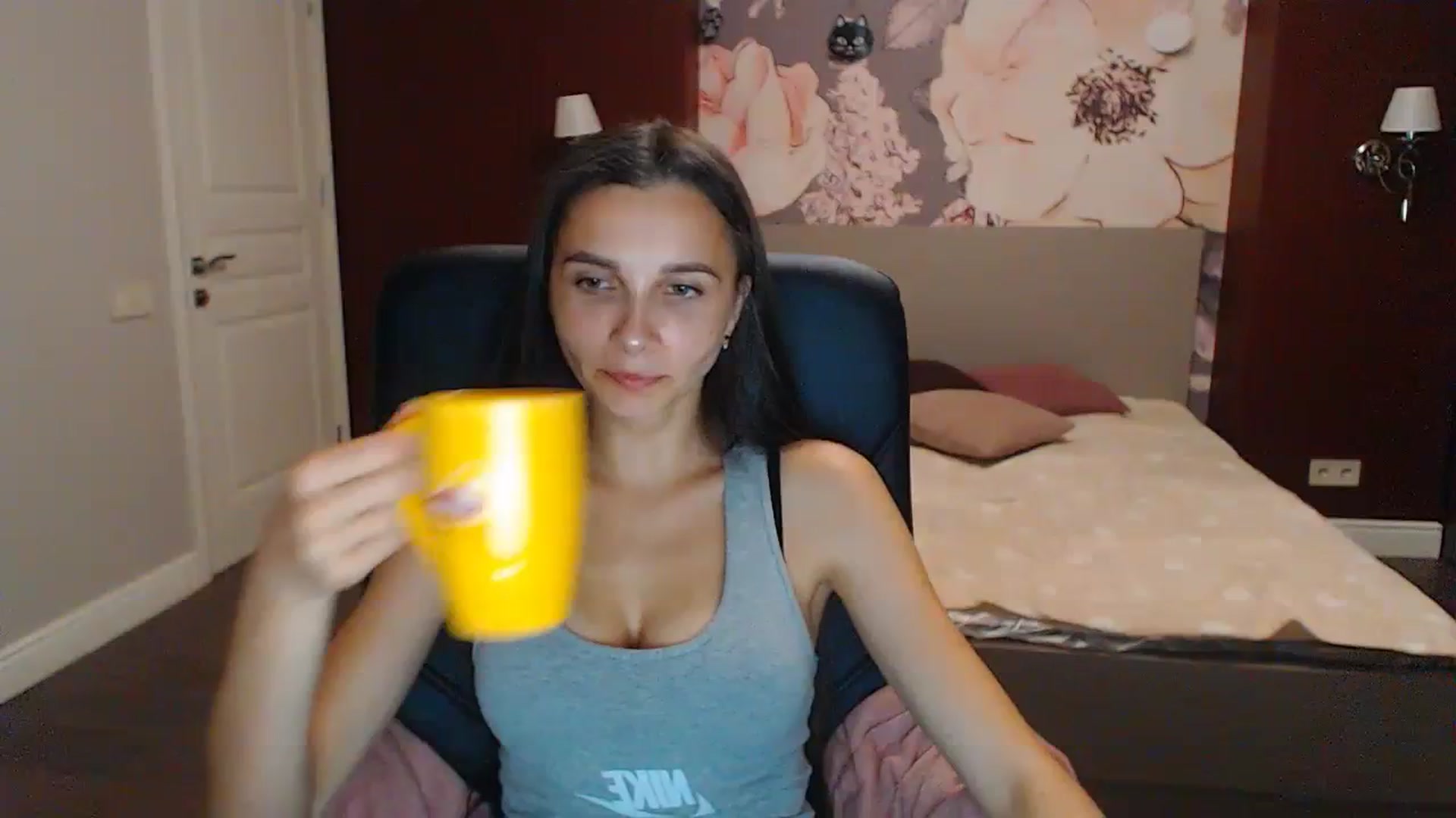 Karina_Mils video thumbnail