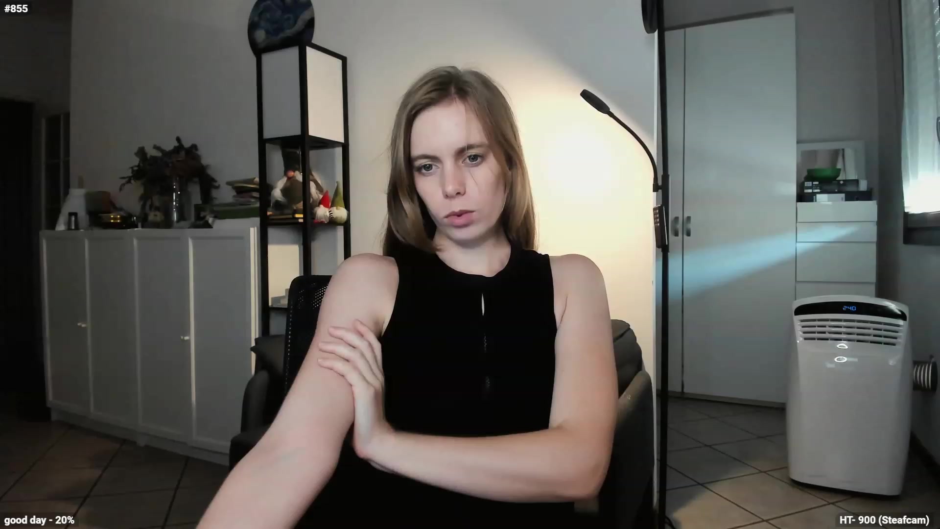Personage video thumbnail