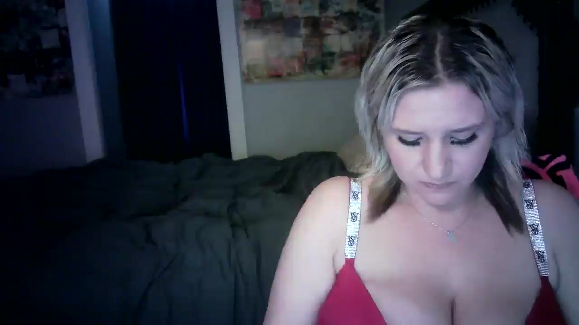 LusciousLindz video thumbnail