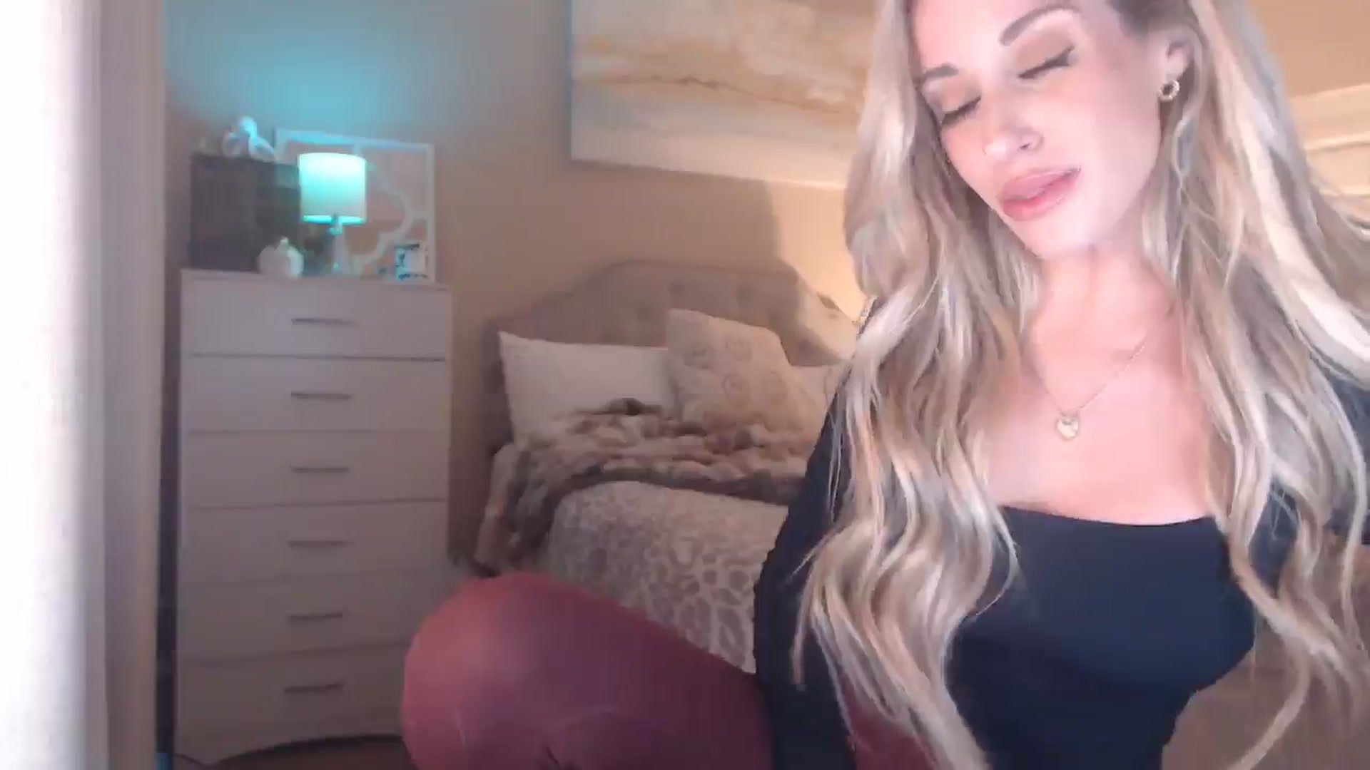 Queen_bambii video thumbnail